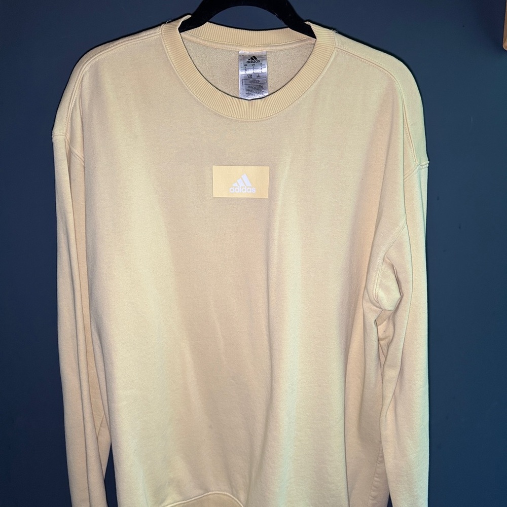adidas Light Yellow Logo Crewneck Sweatshirt